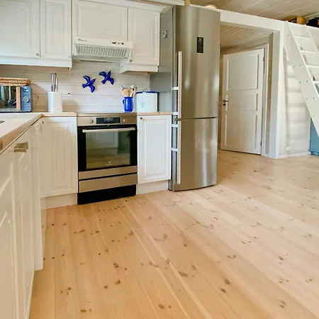 With View And Sunny Terrace * Saltnes