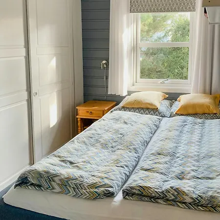 With View And Sunny Terrace 度假居 Saltnes